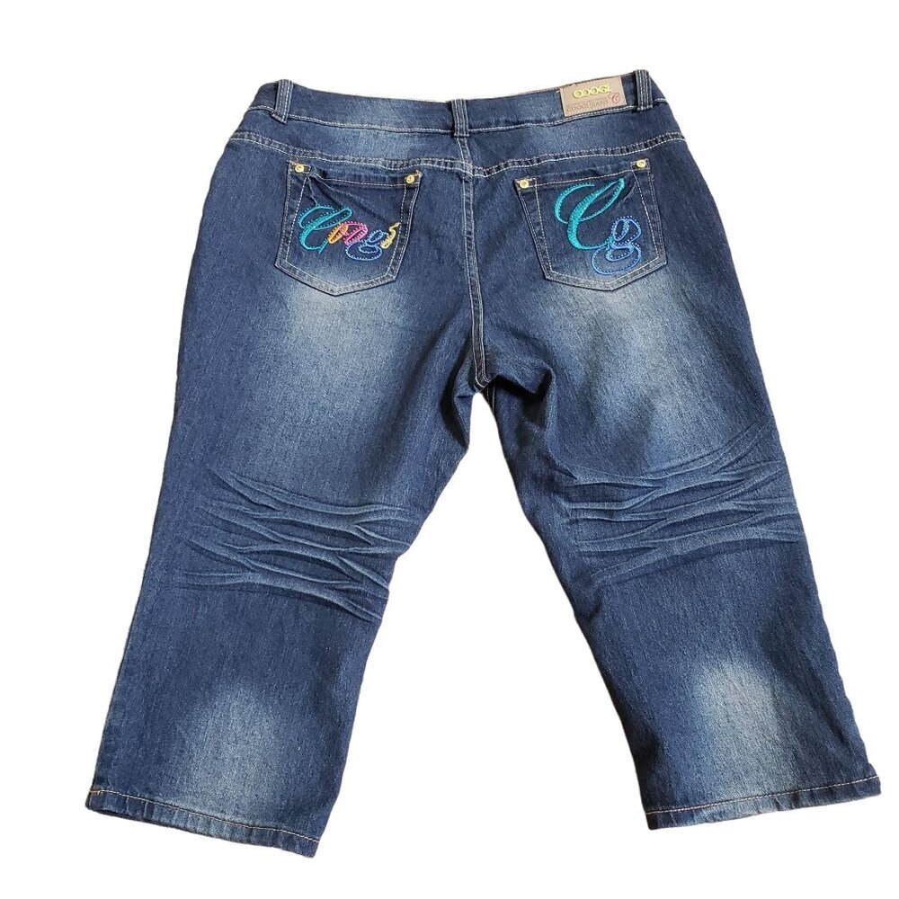Coogi Womens Embroidered Capri Jeans Size 18w Blue Denim Casual Authentic Sexy